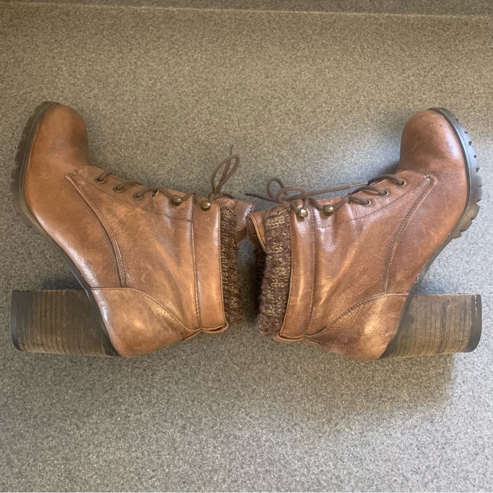 Steve Madden Judii brown leather chunky lace up heeled ankle boots size 9.5 - Picture 5 of 7